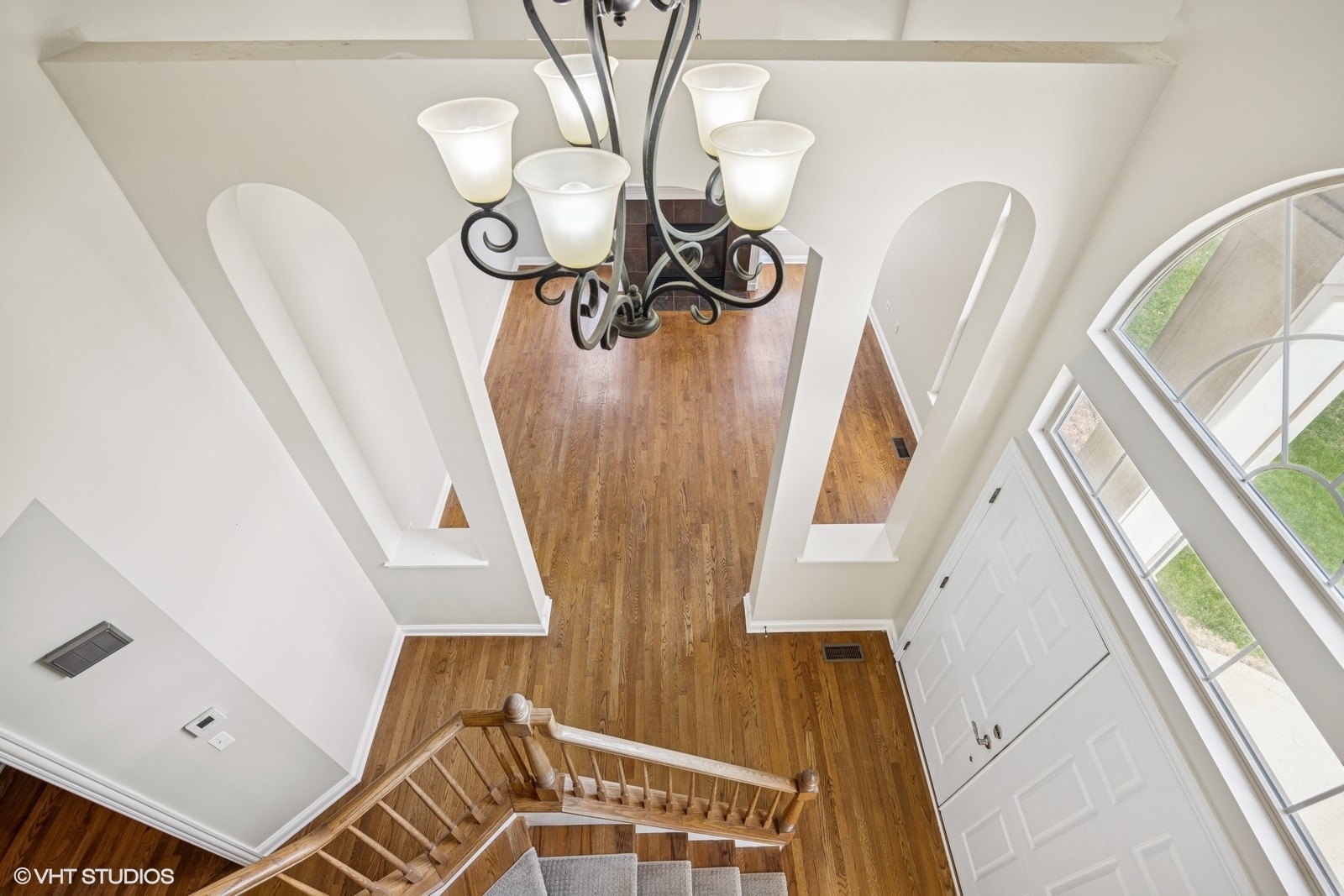 4402 Lainie Circle, Glenview, IL 60026