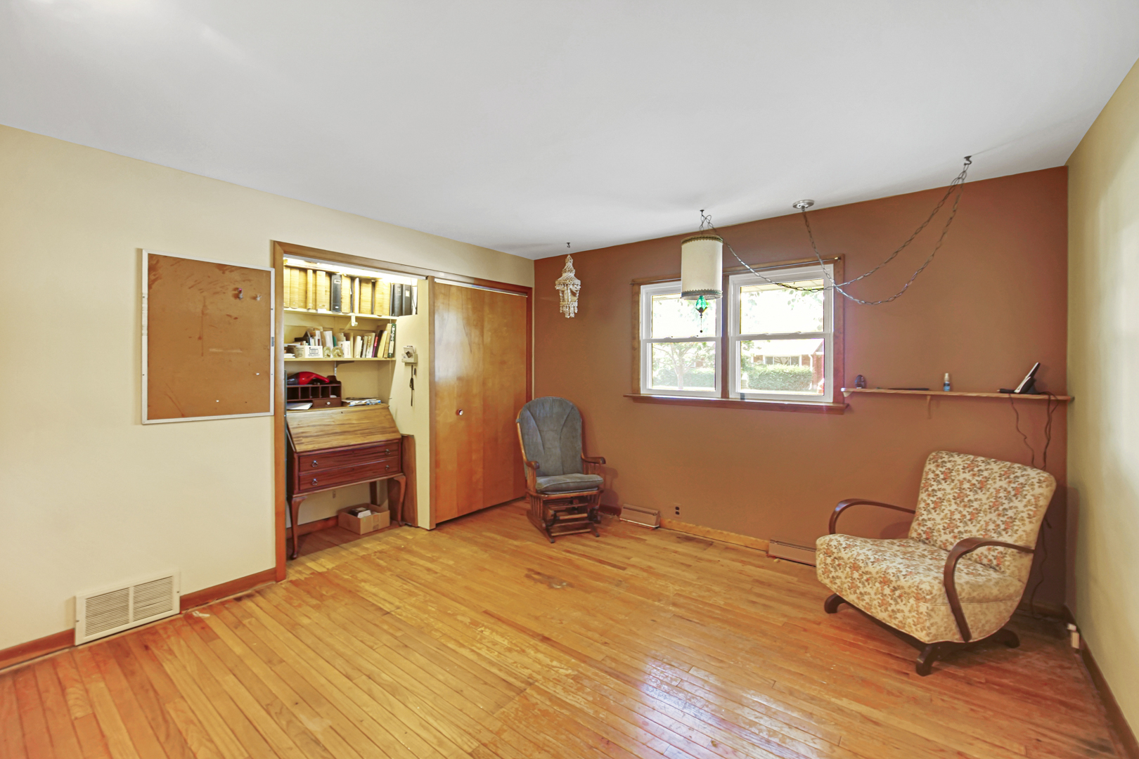 26 Wagner Drive, Cary, IL 60013