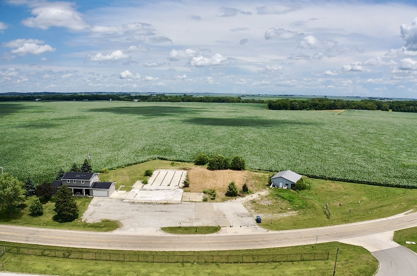 26812 US 150 Highway, Leroy, IL 61752