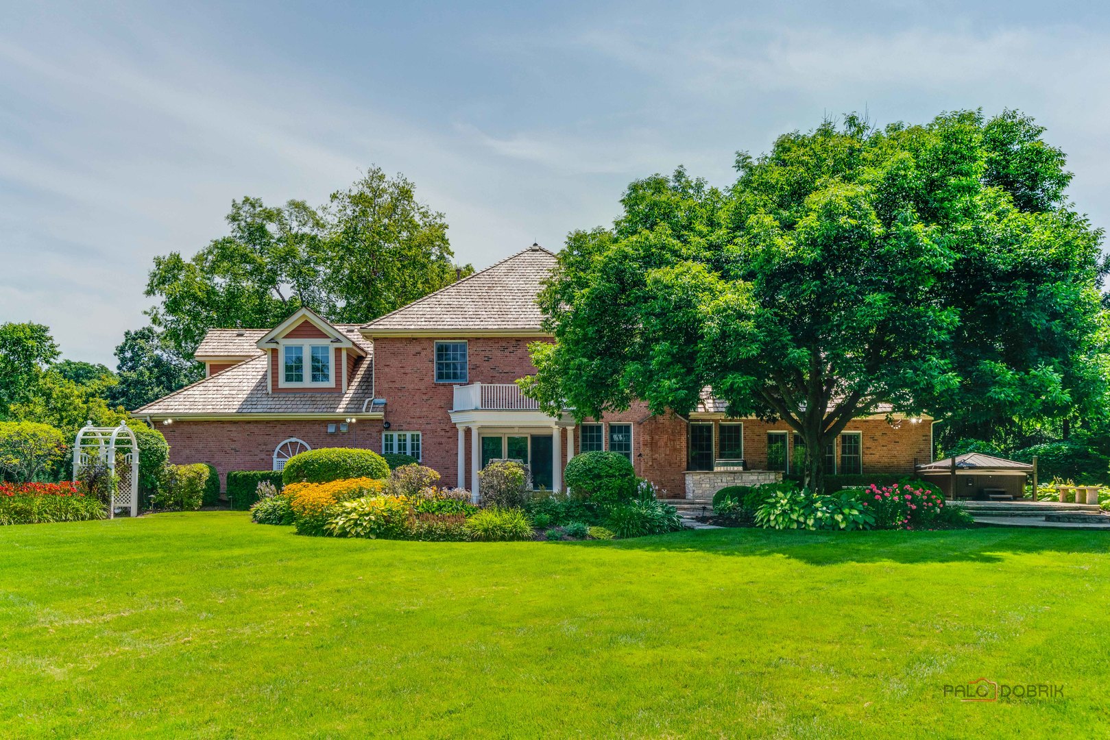 5510 Fairmont Road, Libertyville, IL 60048