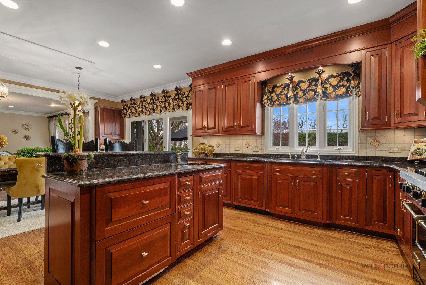 5510 Fairmont Road, Libertyville, IL 60048
