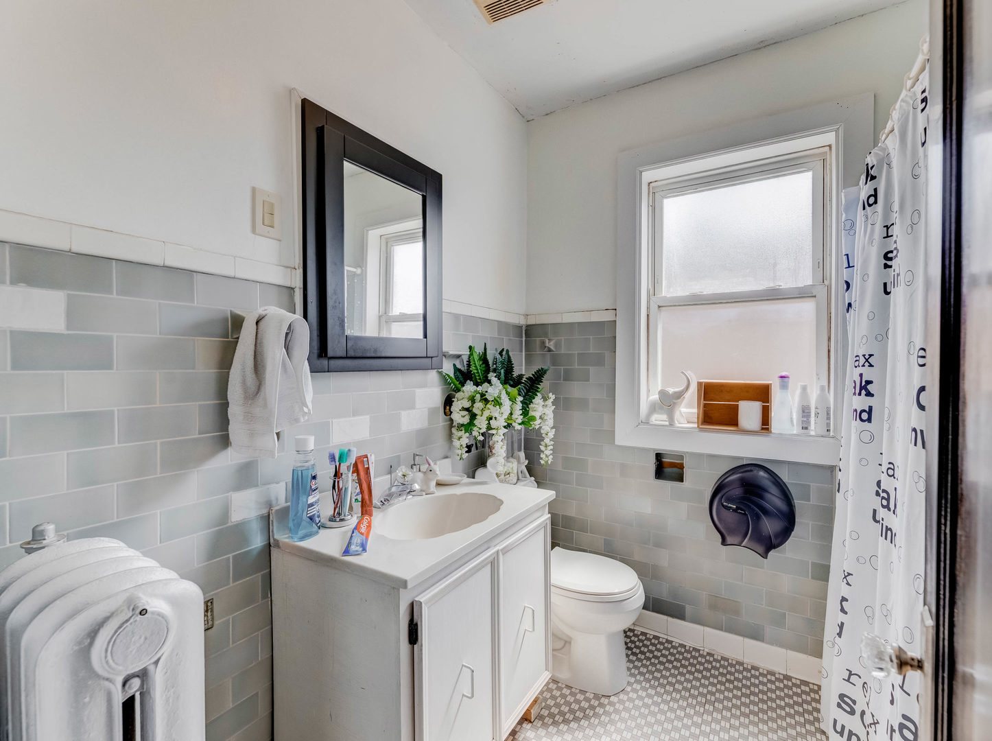 2936 N Kilpatrick Avenue, Chicago, IL 60641