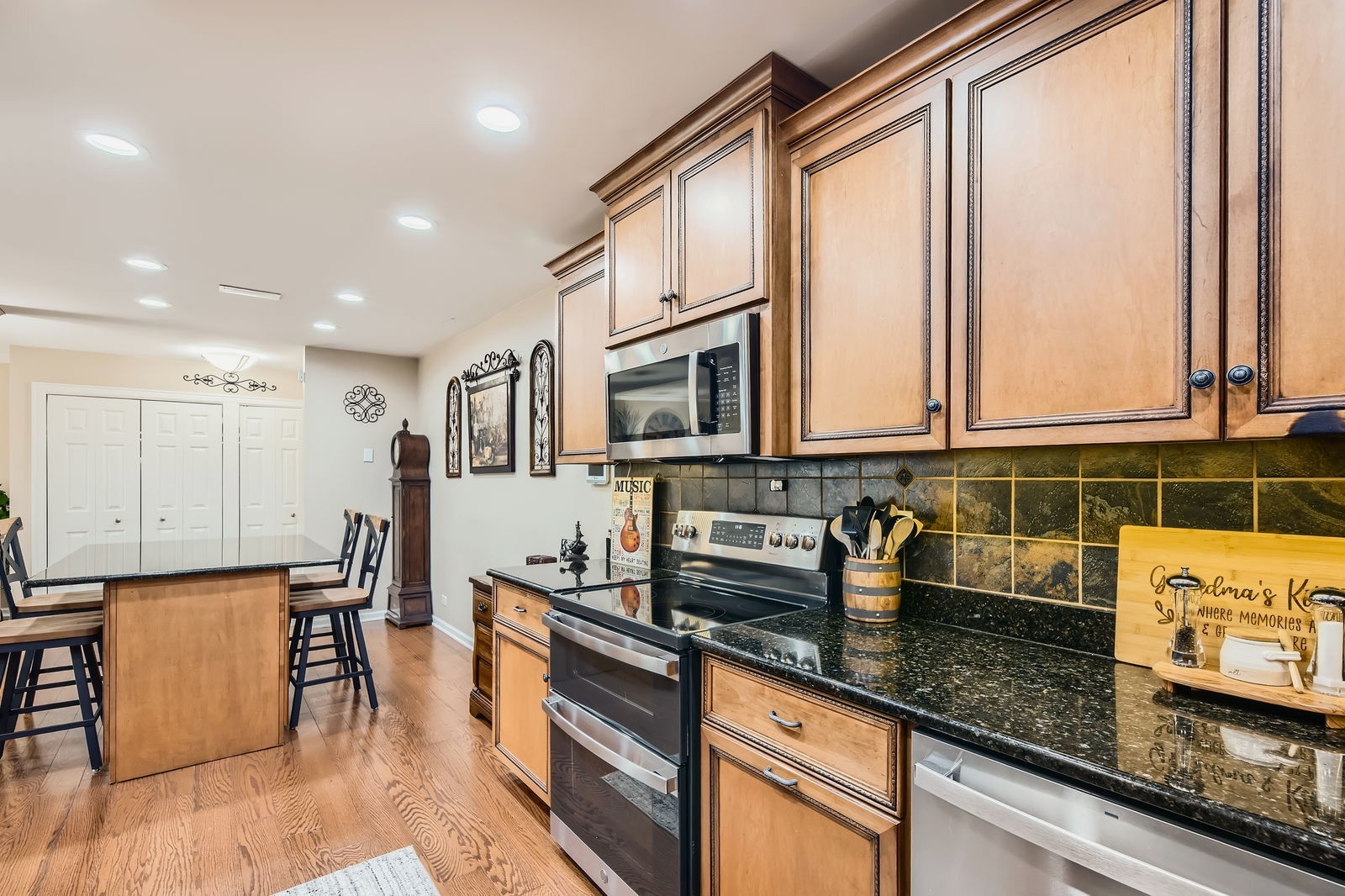 7319 Colony Lane #2A, Frankfort, IL 60423