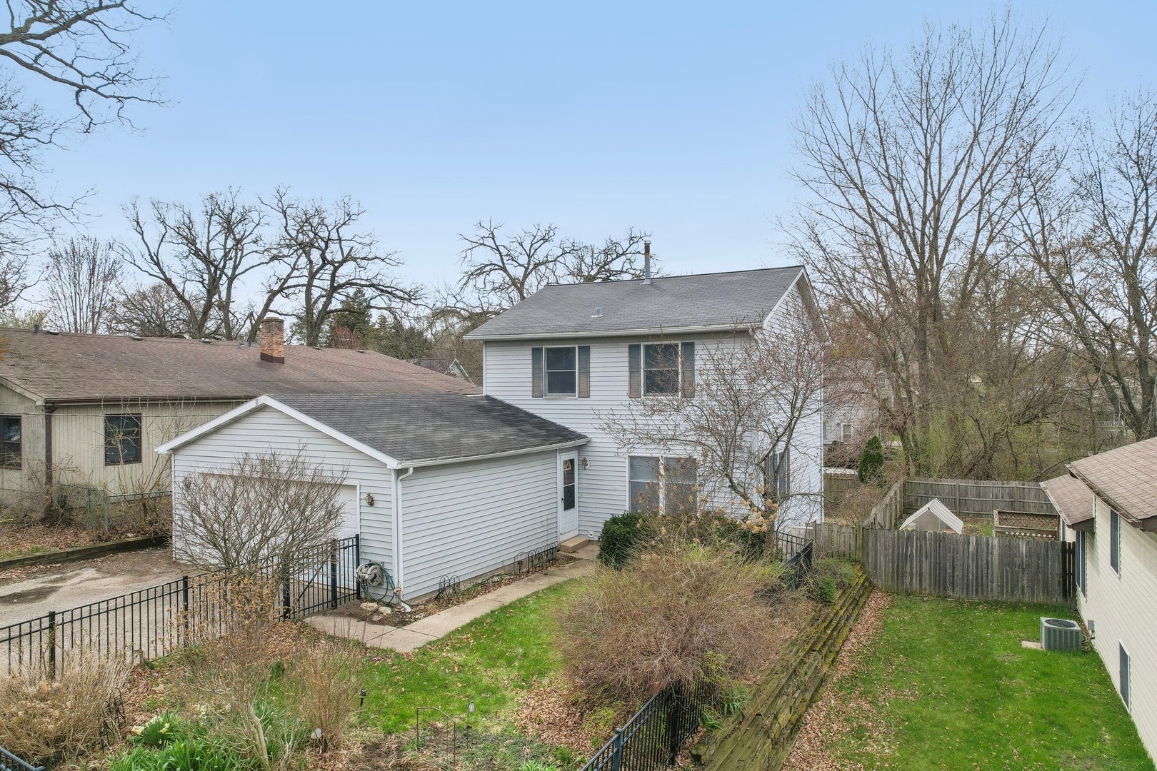 34746 N Gerberding Avenue, Ingleside, IL 60041