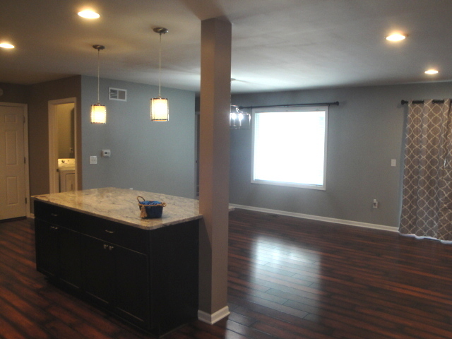 4515 Ashley Drive, McHenry, IL 60050
