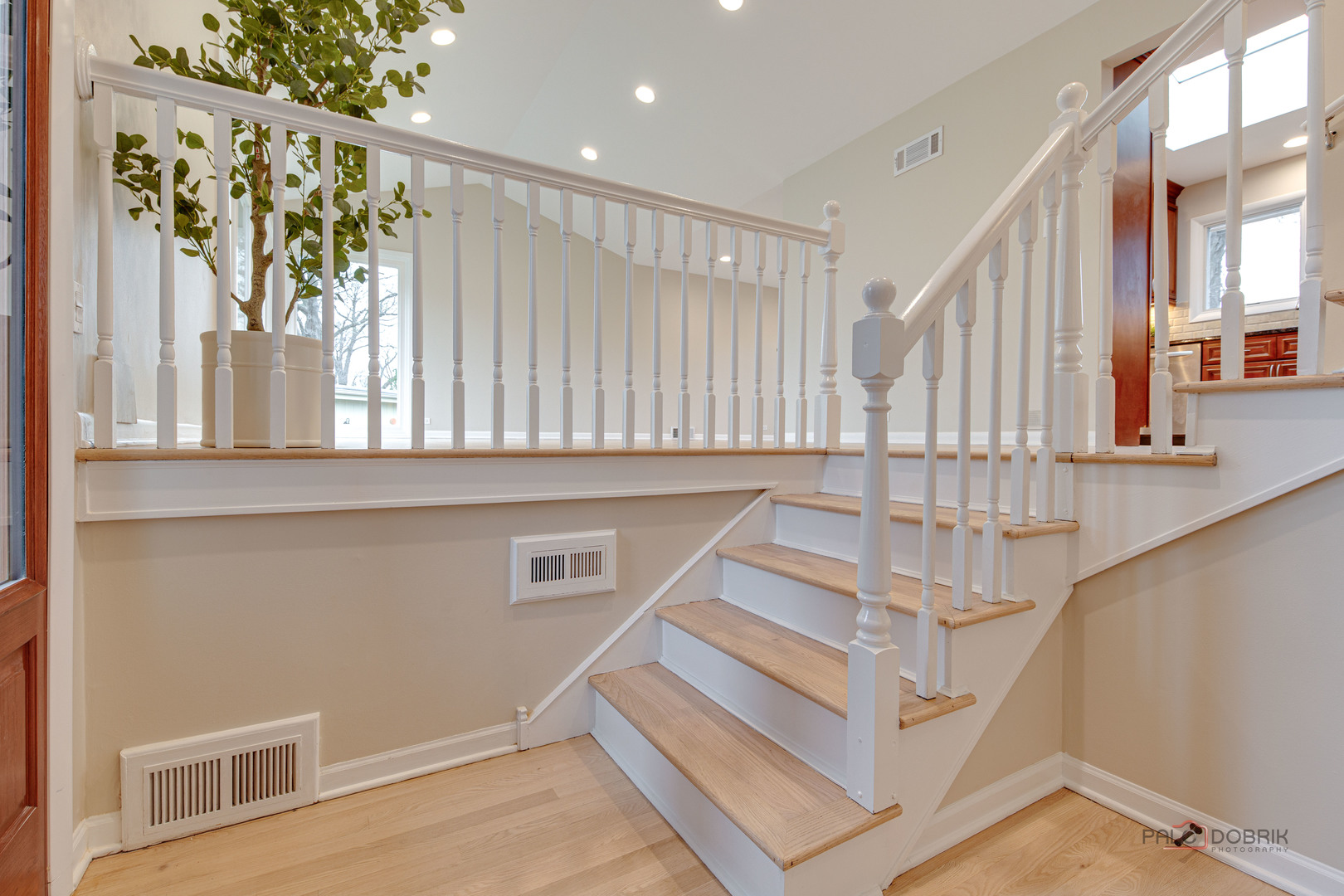 723 BYRON Court, Deerfield, IL 60015
