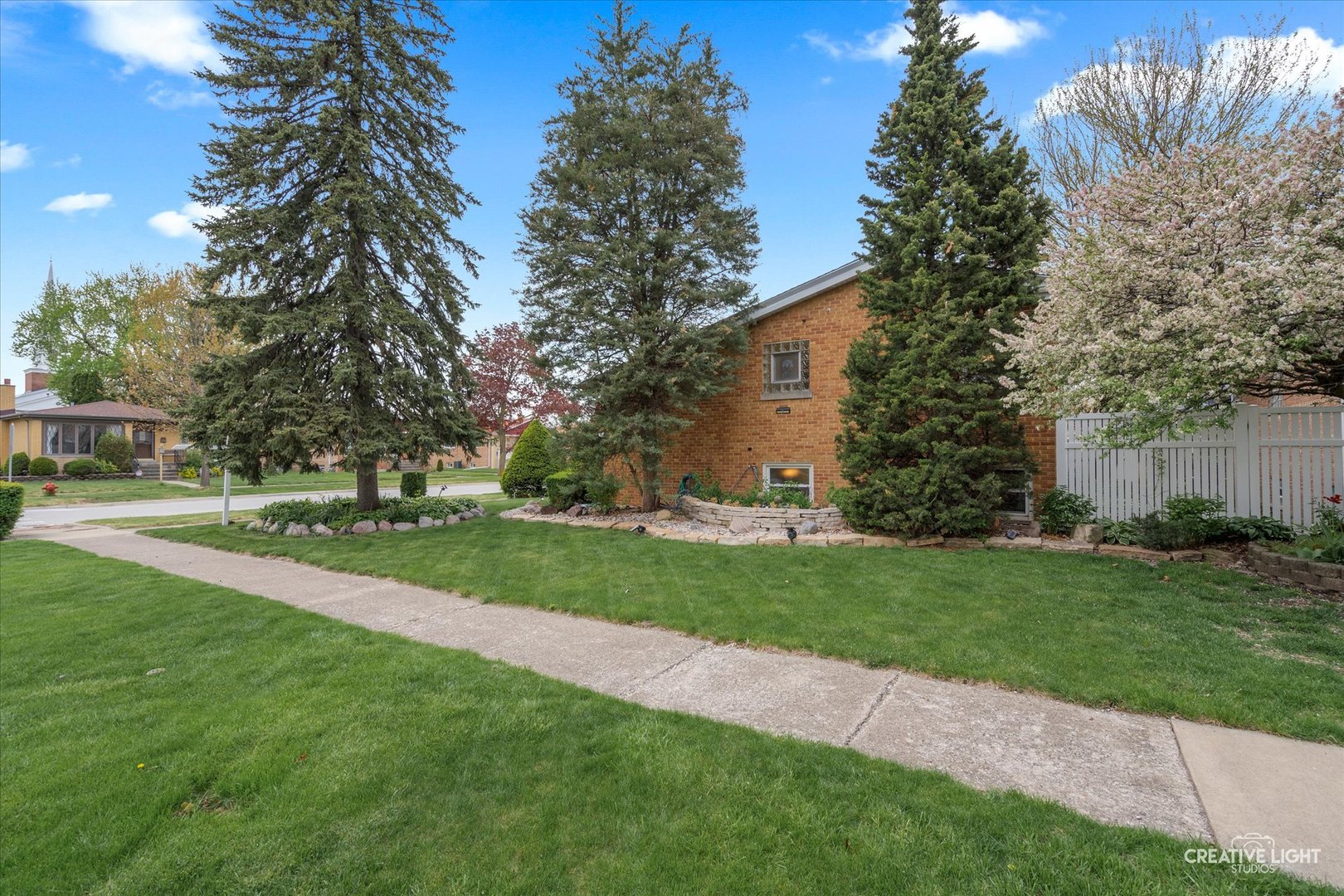 5548 Oak Center Drive, Oak Lawn, IL 60453
