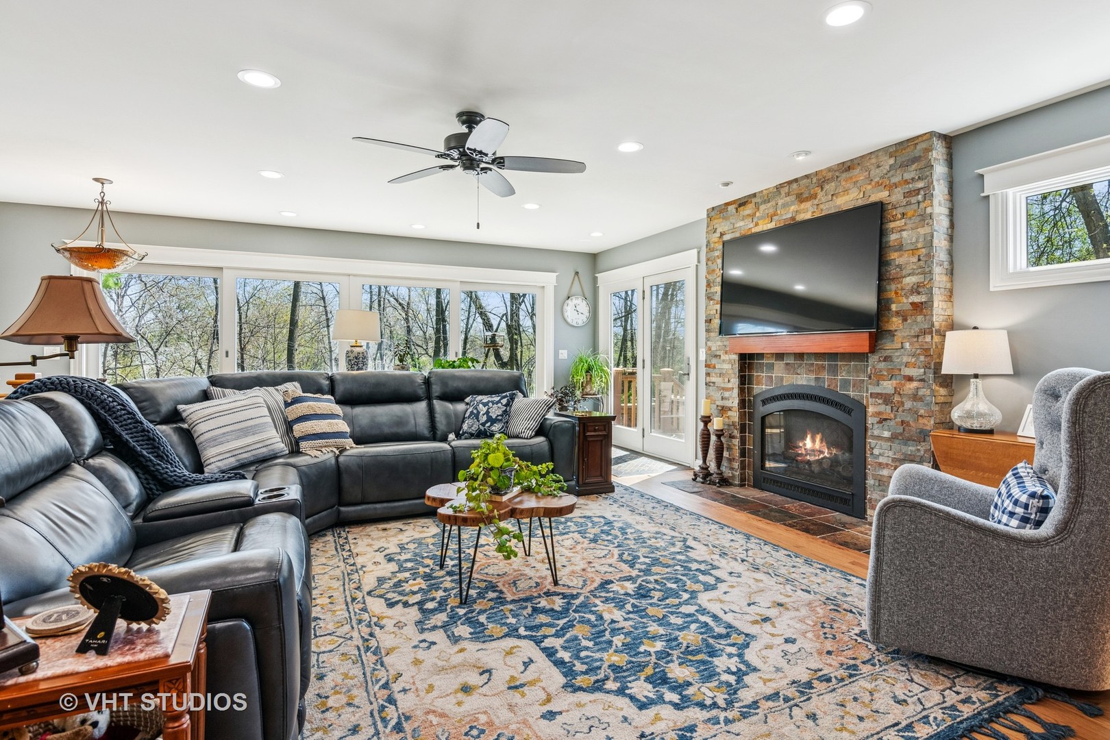 2S283 Route 59, Warrenville, IL 60555