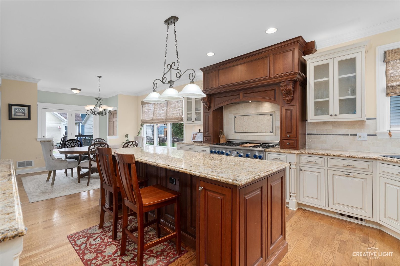 142 N ELLSWORTH Street, Naperville, IL 60540