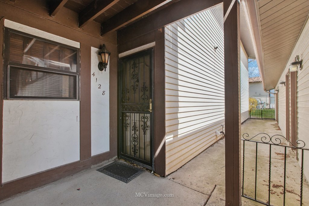 4128 192nd Court #4128, Country Club Hills, IL 60478