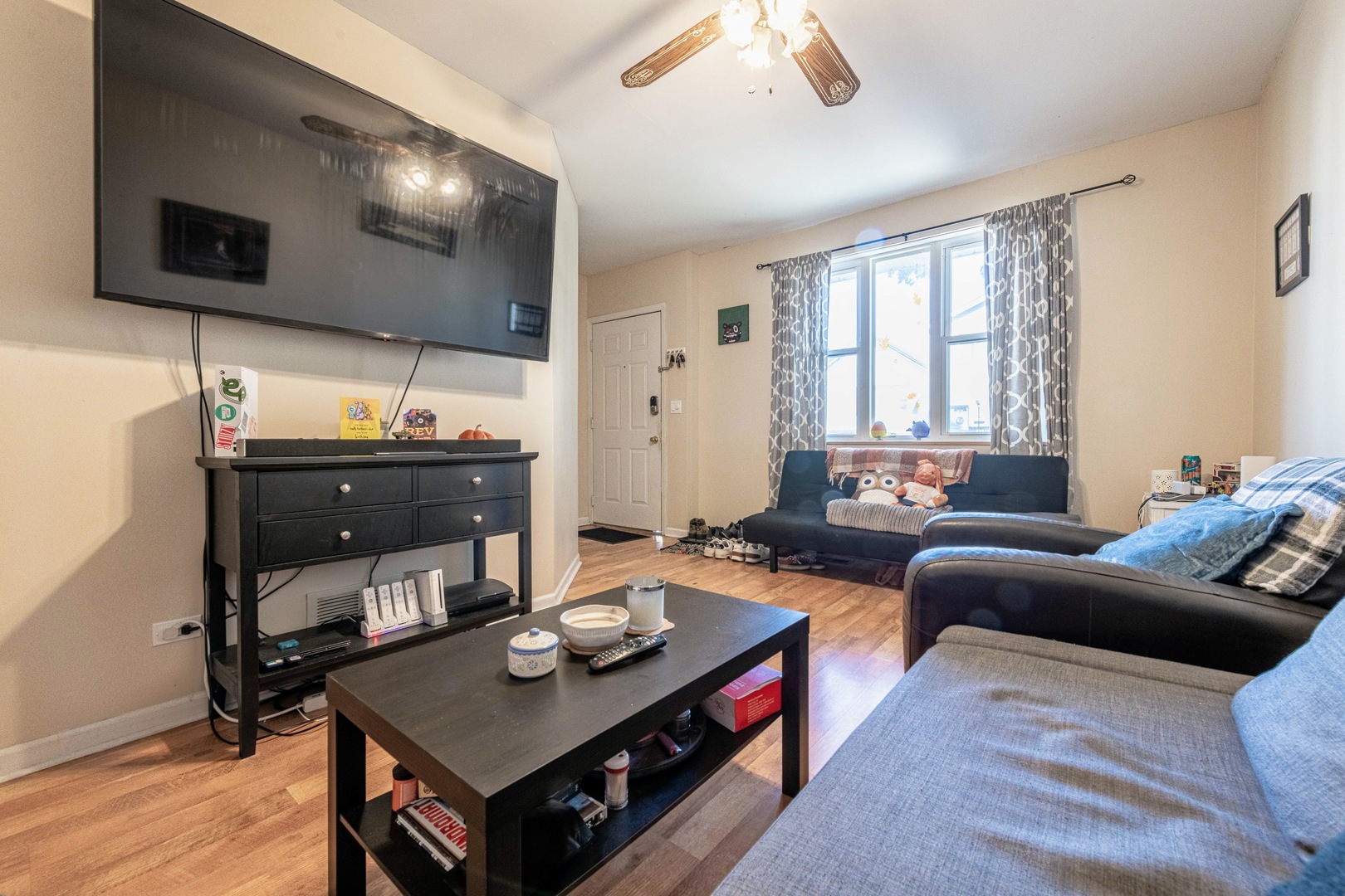 2724 S Crowell Street, Chicago, IL 60608