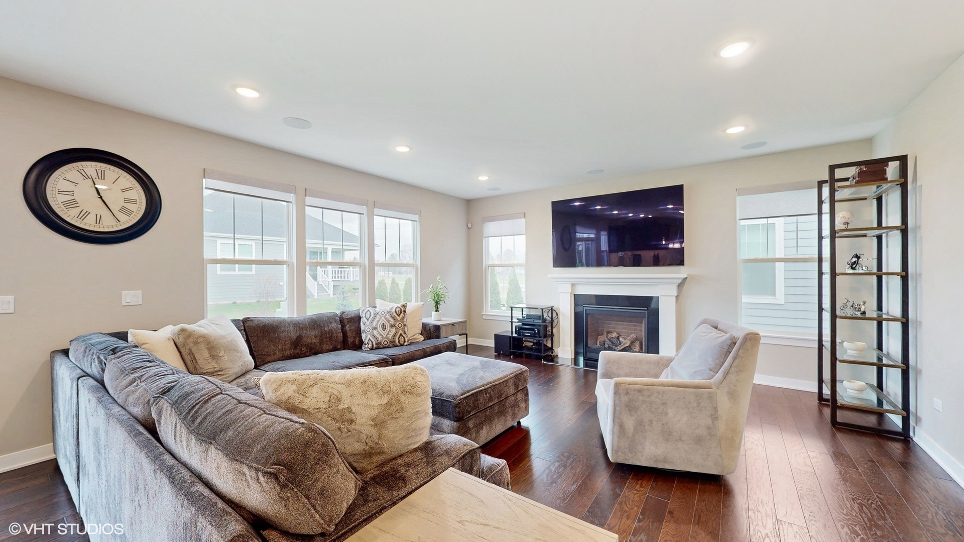 224 Hoffmann Drive, Buffalo Grove, IL 60089