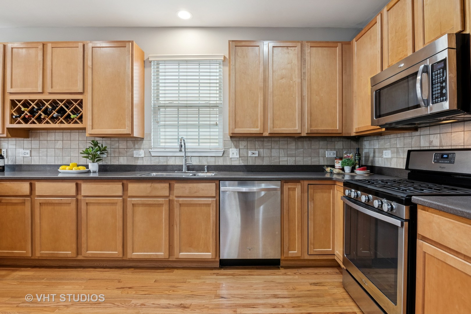 5178 Scott Circle, Lisle, IL 60532