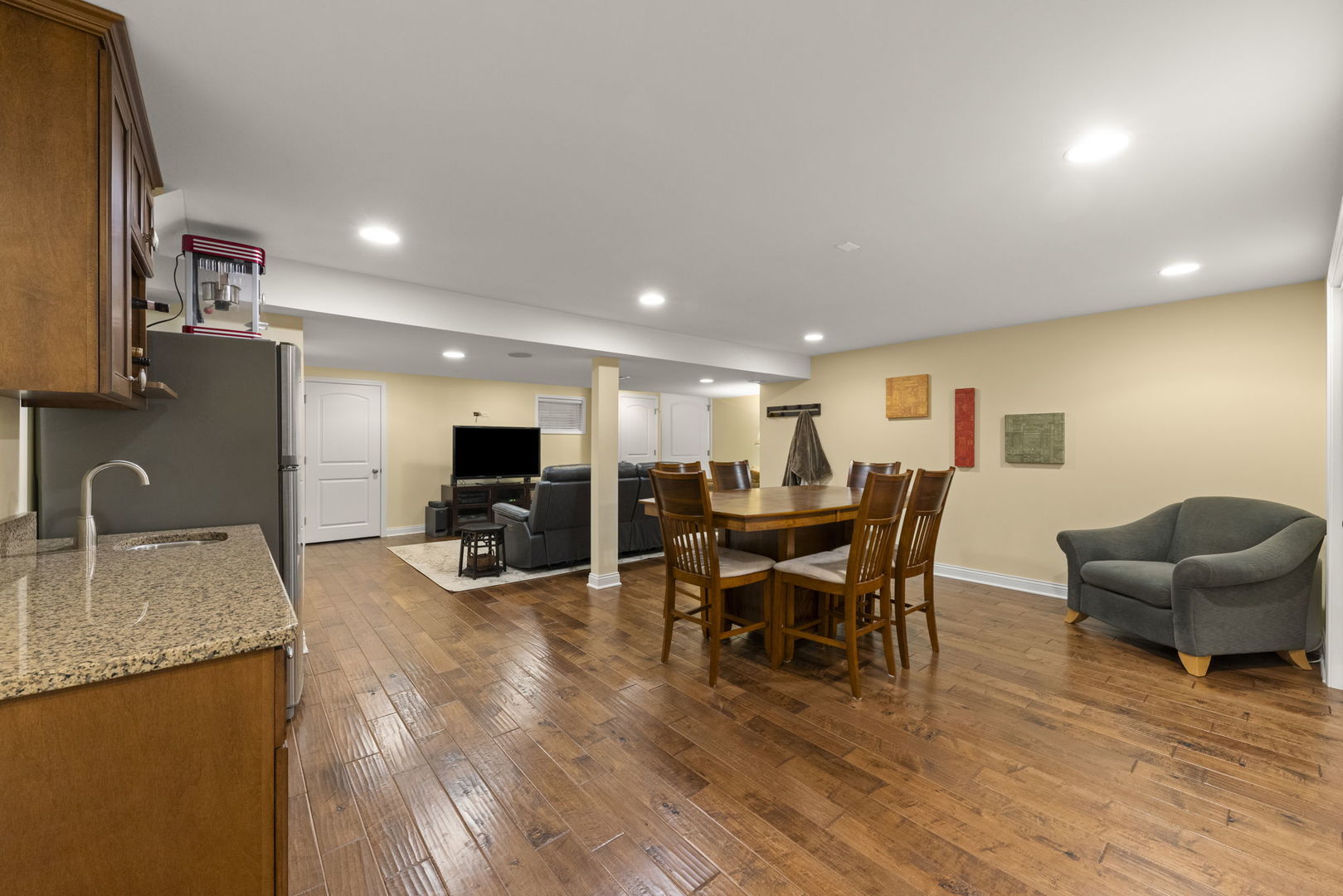 11240 Tea Tree Lane, Frankfort, IL 60423