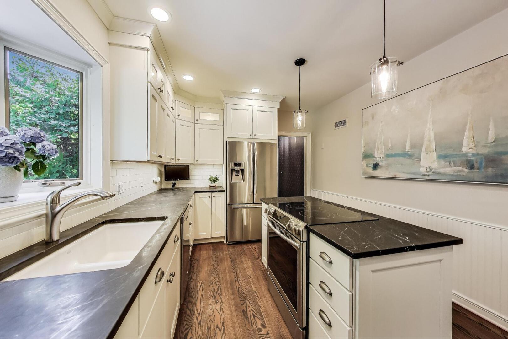 610 E Fairview Street, Arlington Heights, IL 60005