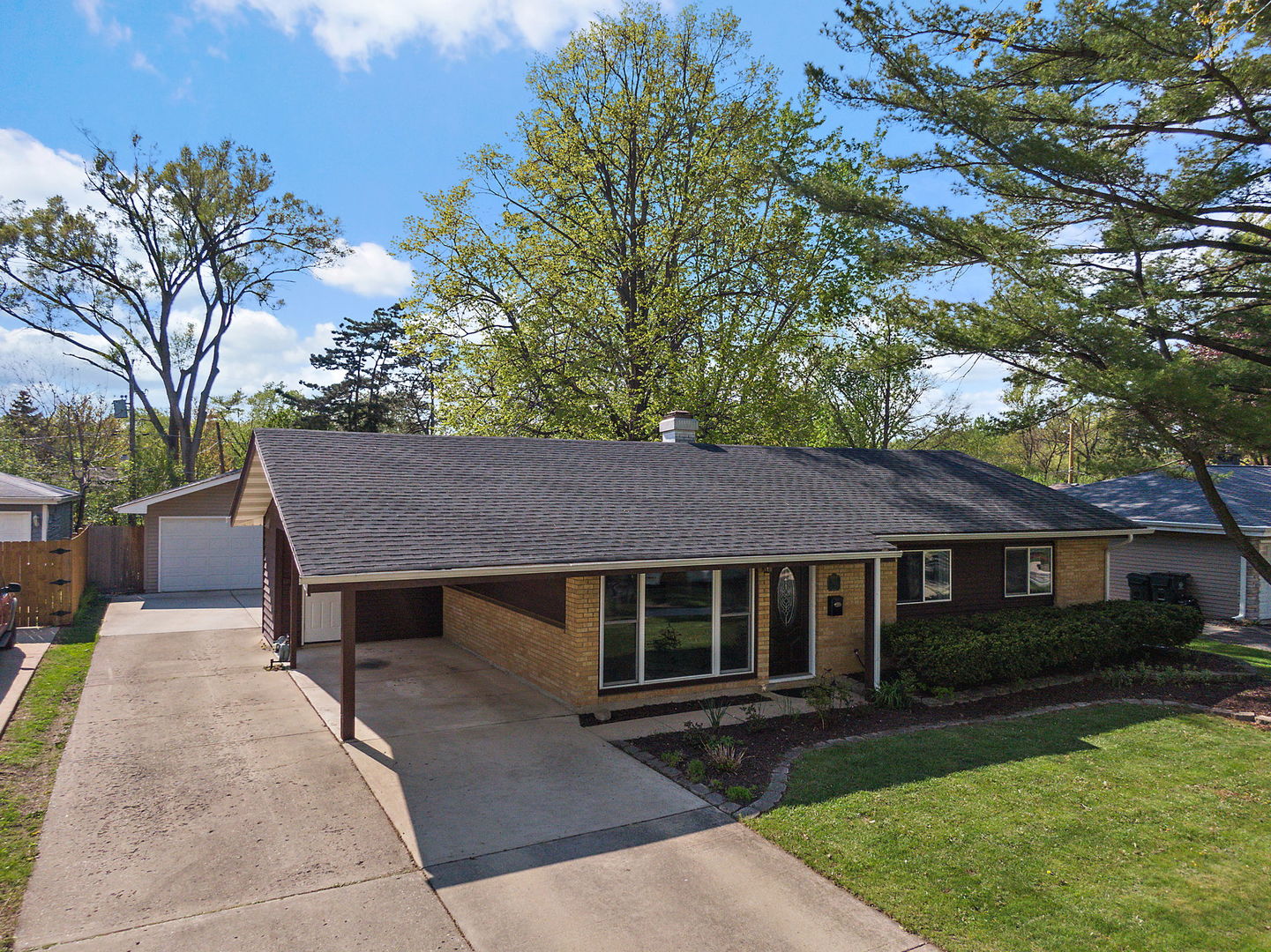 710 Olive Street, Hoffman Estates, IL 60169