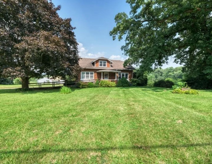 21730 W Highway 113 Highway, Custer Park, IL 60481