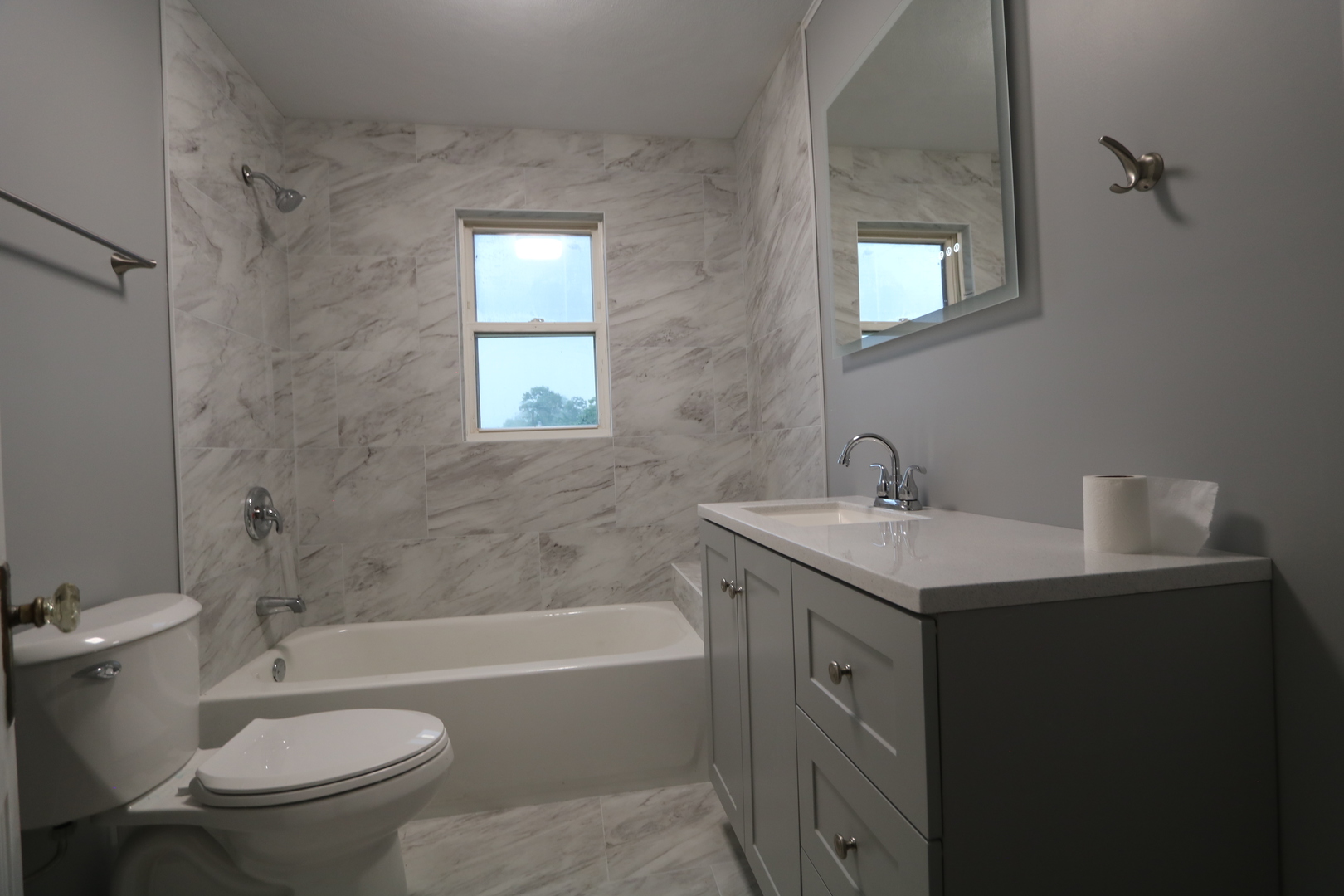 21730 W Highway 113 Highway, Custer Park, IL 60481
