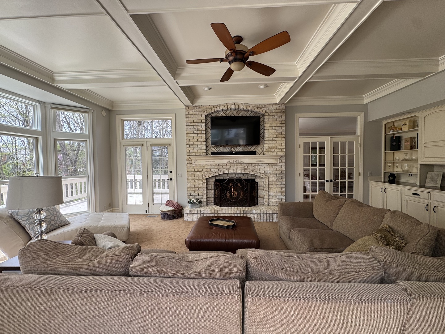 3009 Fox Glen Court, St. Charles, IL 60174