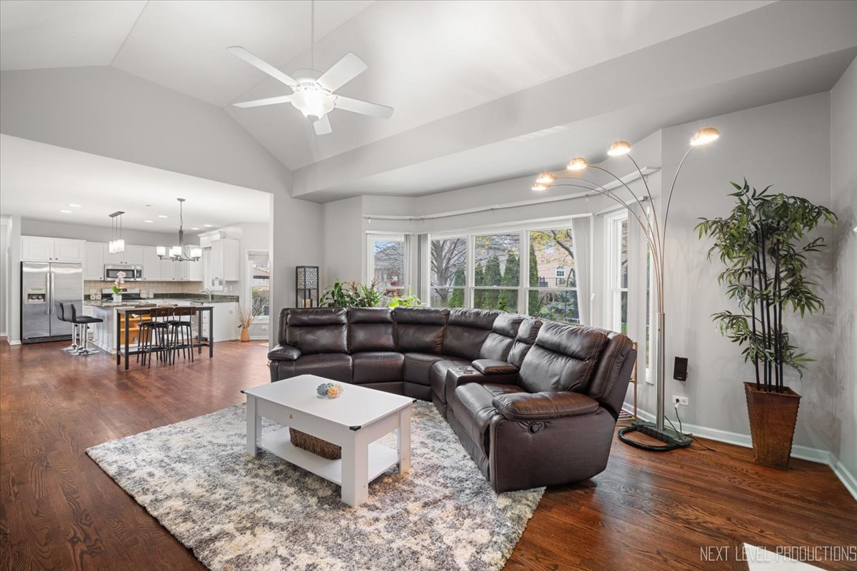3419 Goldfinch Drive, Naperville, IL 60564
