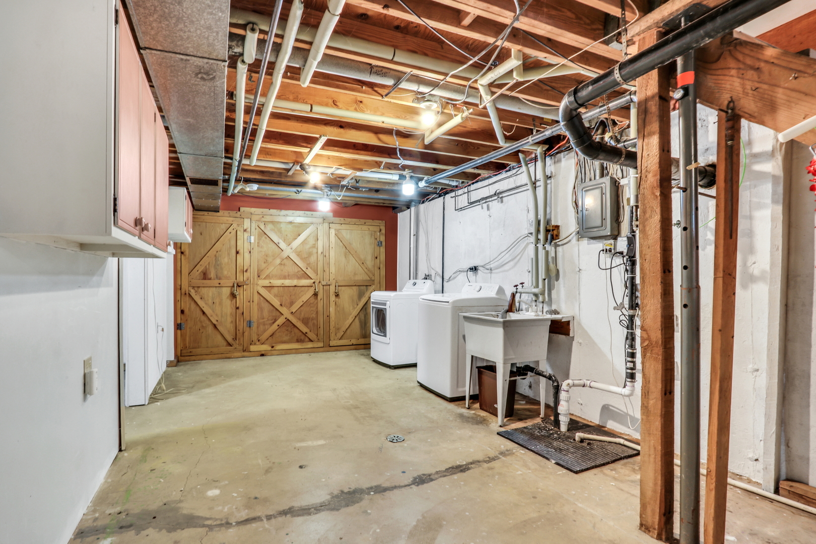 1402 Eastwood Lane, McHenry, IL 60051