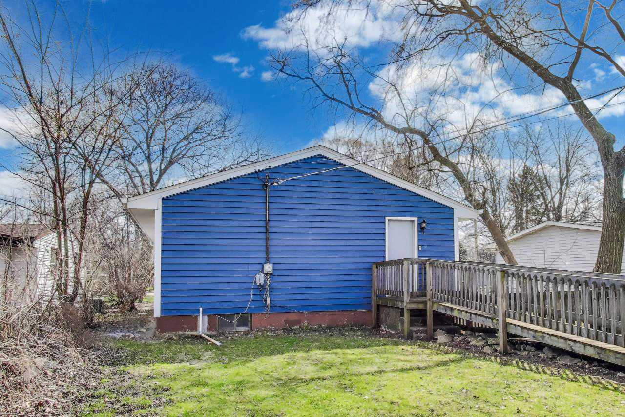 1224 Landon Avenue, Winthrop Harbor, IL 60096