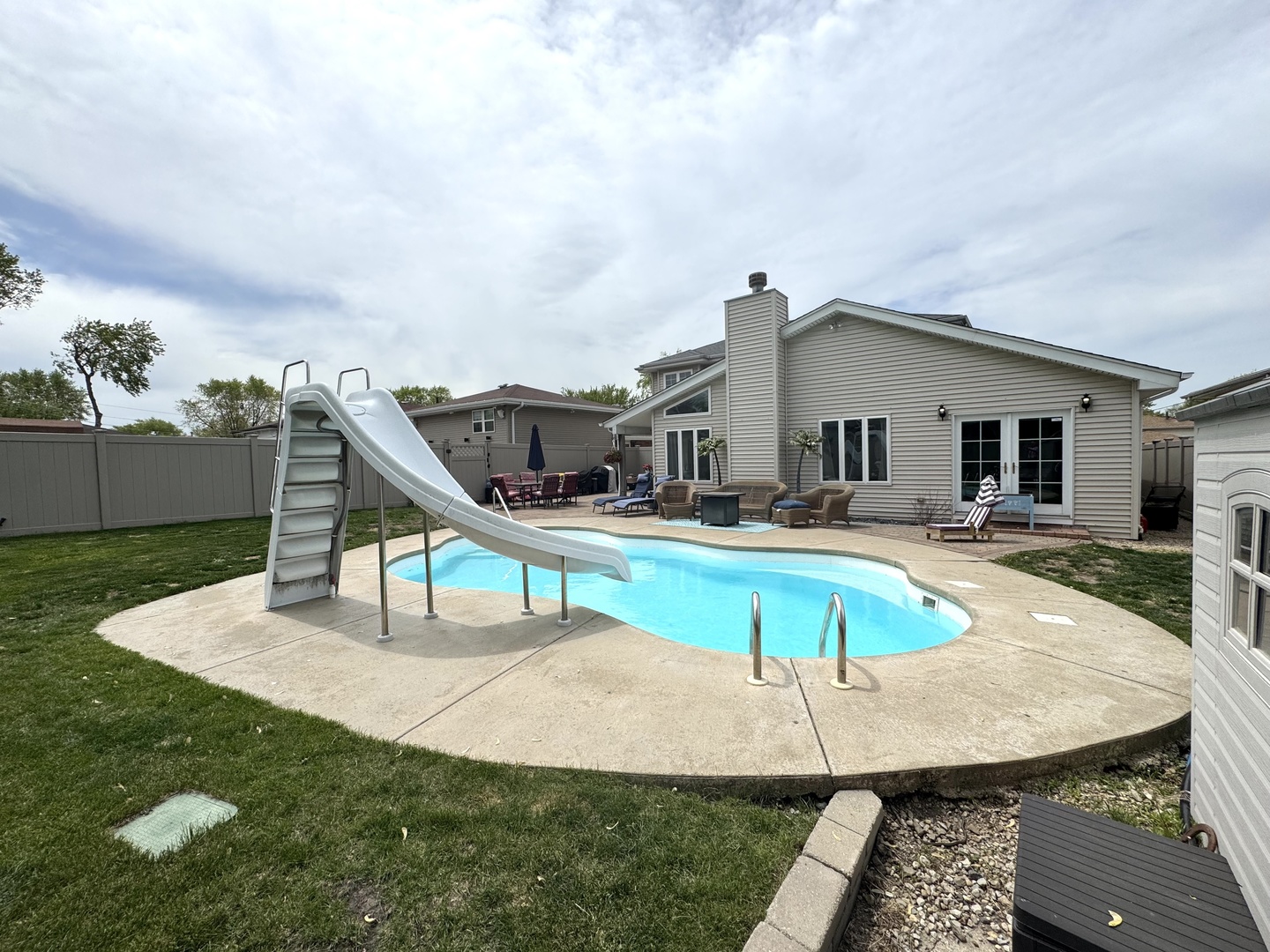 16725 92nd Avenue, Orland Hills, IL 60487