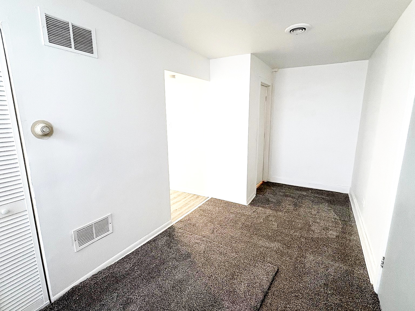 10548-50 S Ewing Avenue, Chicago, IL 60617
