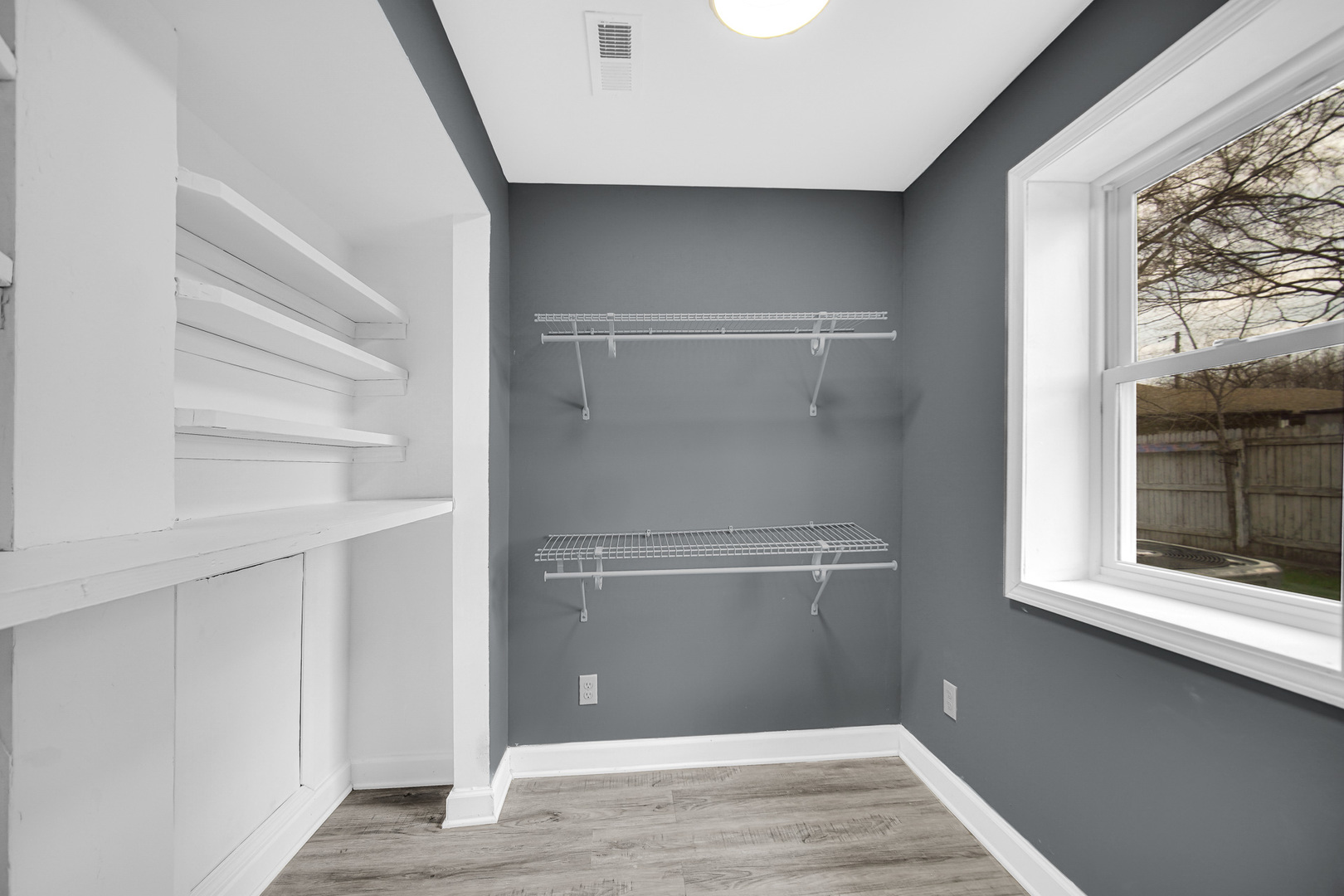 2302 W 37th Avenue, Hobart, IN 46342
