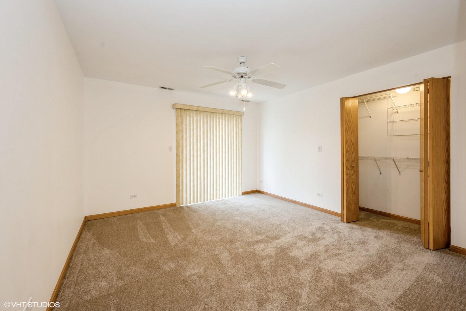 5709 W Lawrence Avenue #1W, Chicago, IL 60630