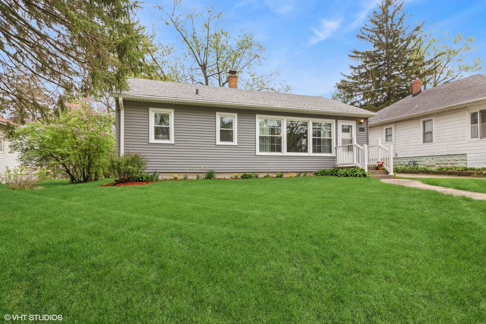 638 N 10th Street, DeKalb, IL 60115