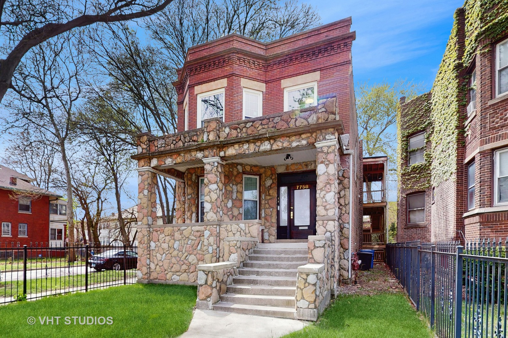 7758 S Saginaw Avenue #2, Chicago, IL 60649