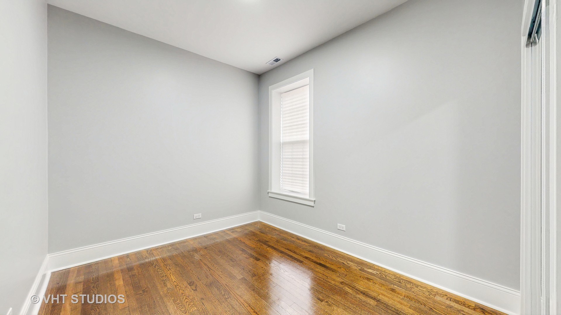 7758 S Saginaw Avenue #2, Chicago, IL 60649
