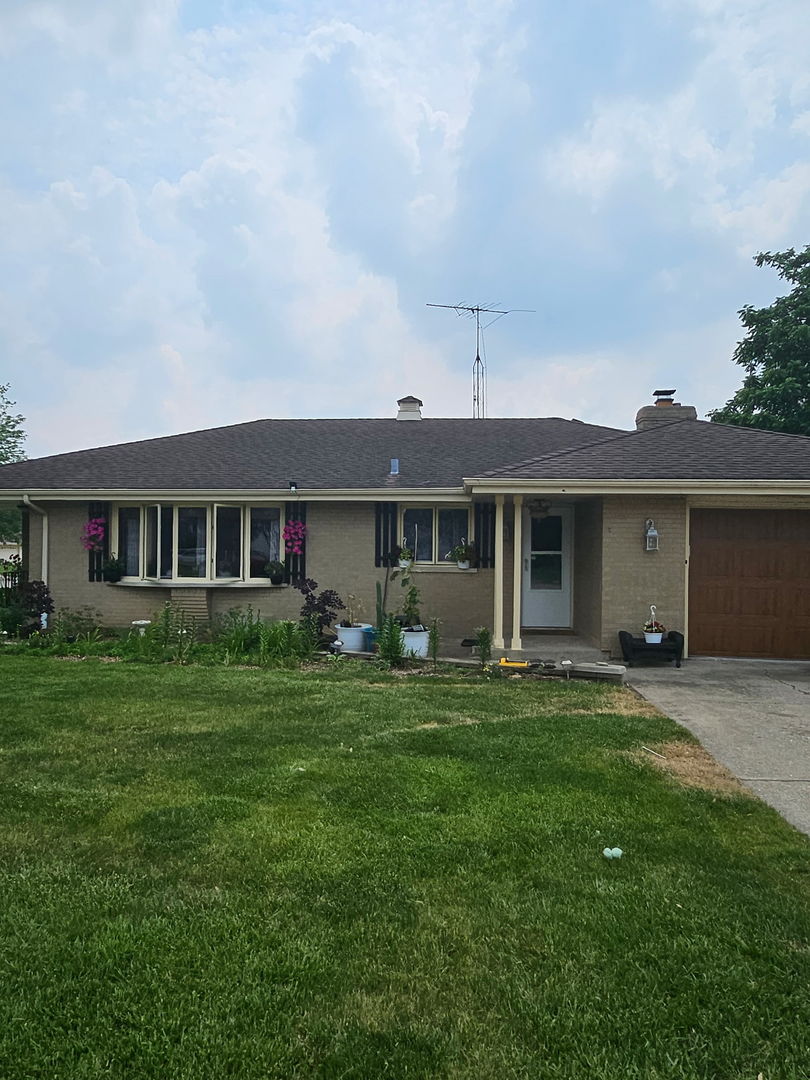725 Terry Drive, Joliet, IL 60435