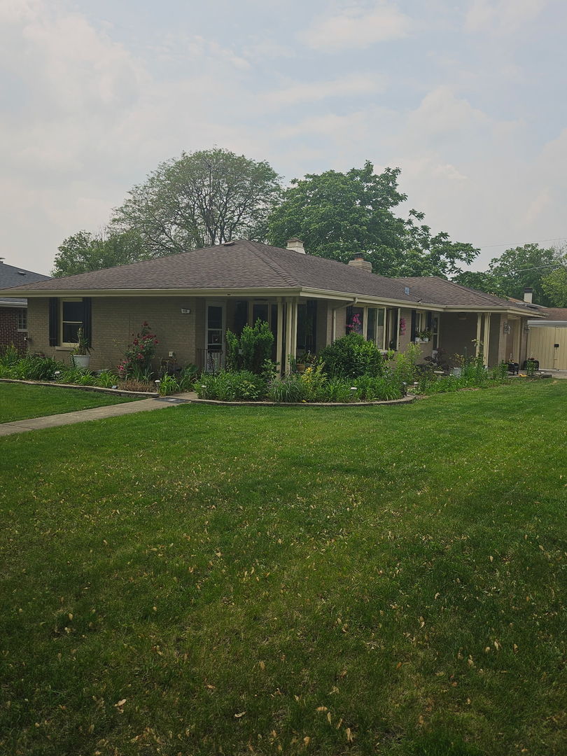 725 Terry Drive, Joliet, IL 60435