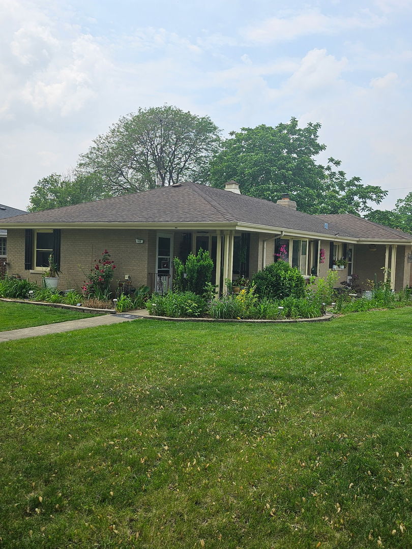 725 Terry Drive, Joliet, IL 60435