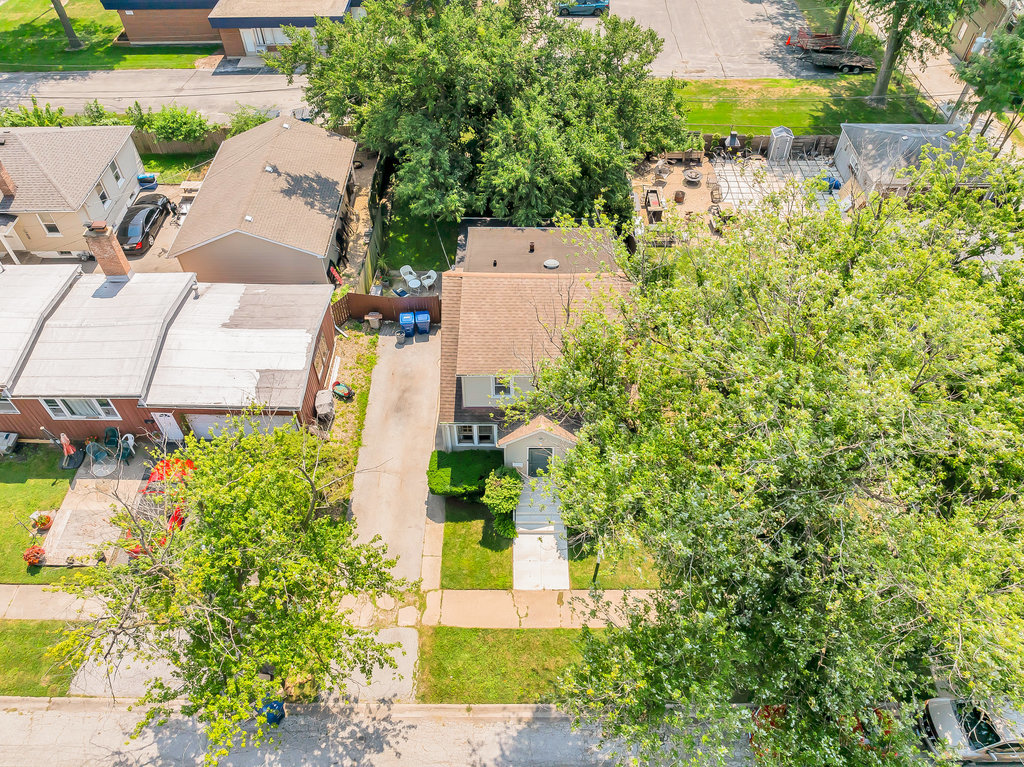 2715 Orchard Street, Blue Island, IL 60406