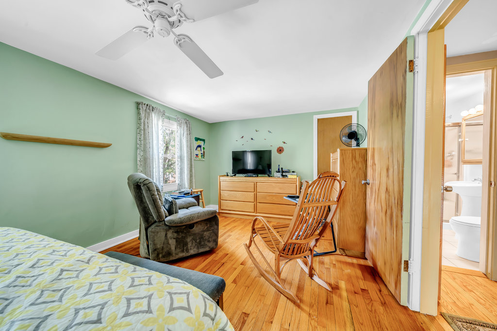 2715 Orchard Street, Blue Island, IL 60406