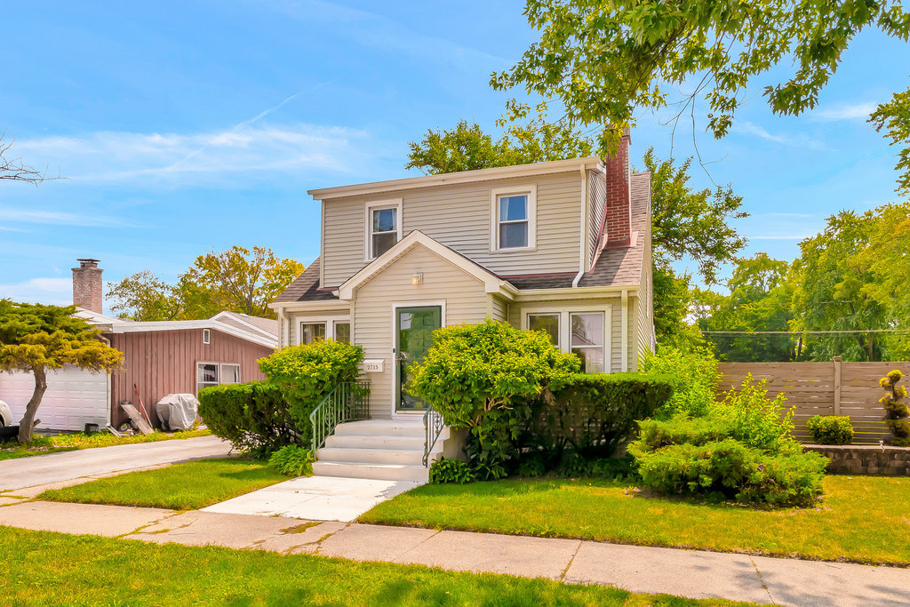 2715 Orchard Street, Blue Island, IL 60406