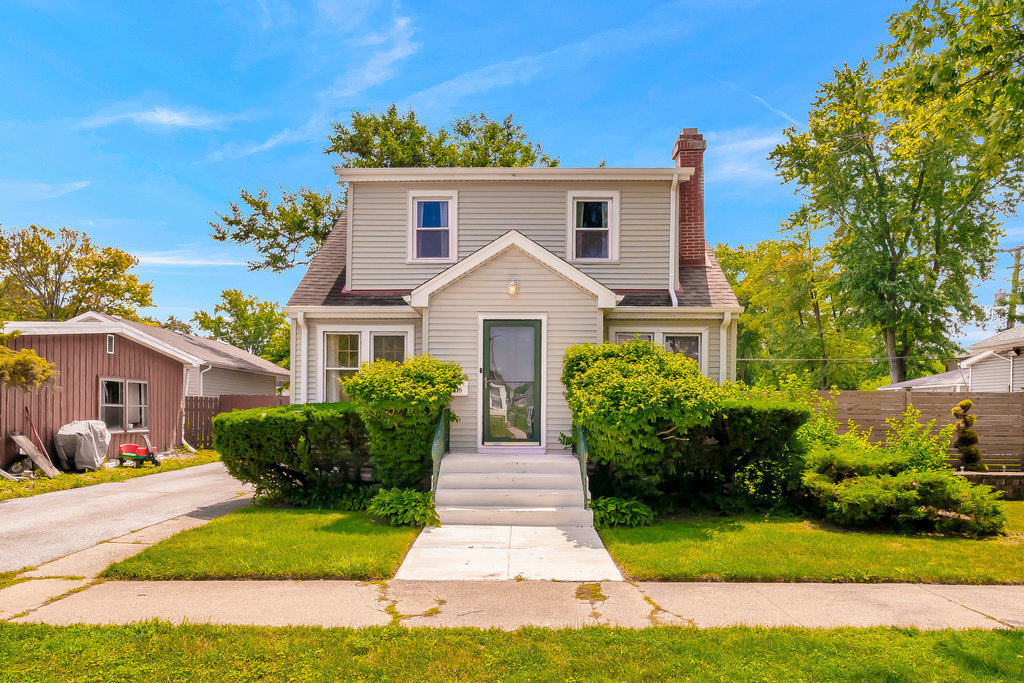 2715 Orchard Street, Blue Island, IL 60406