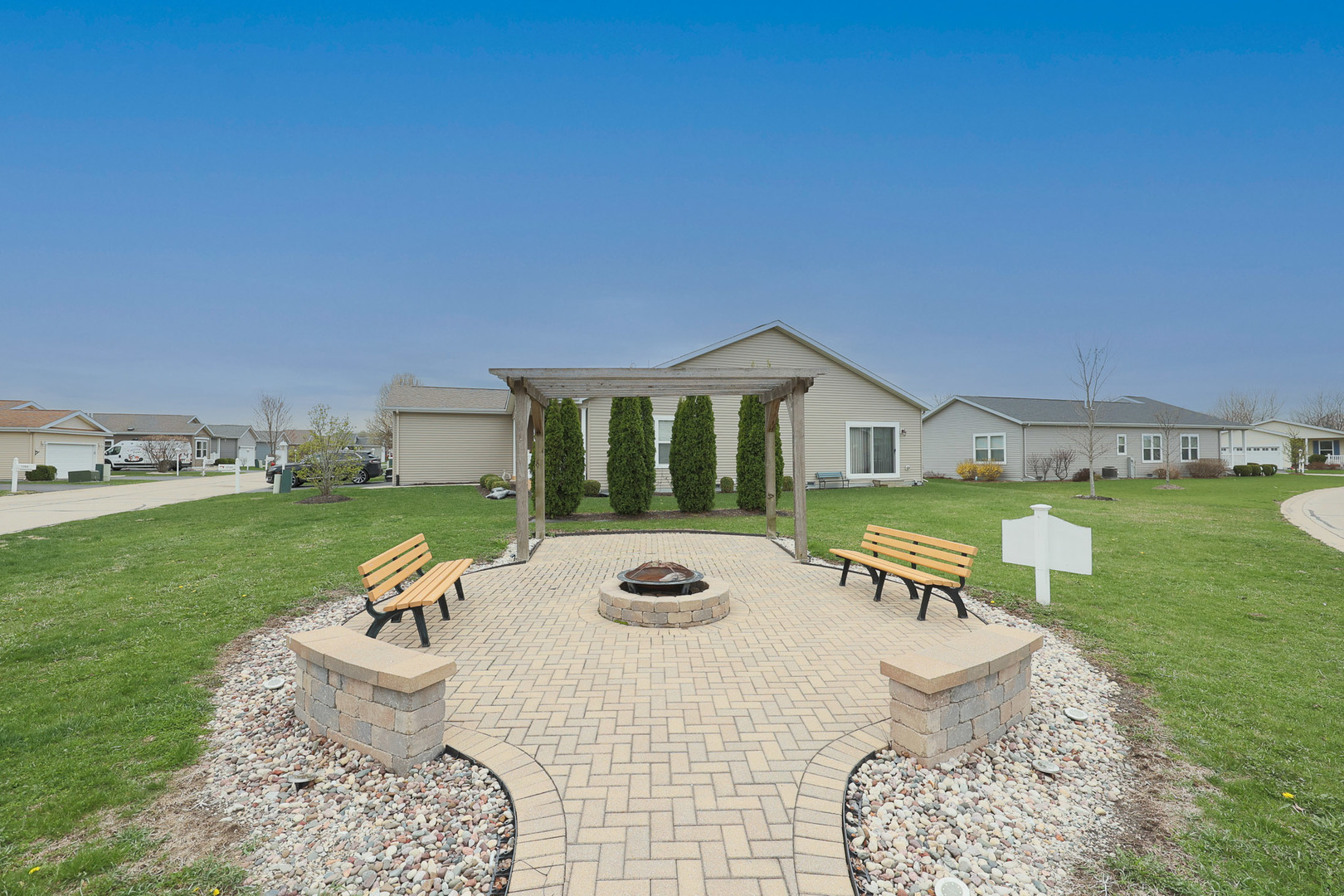 2515 Lippizan Lane, Grayslake, IL 60030