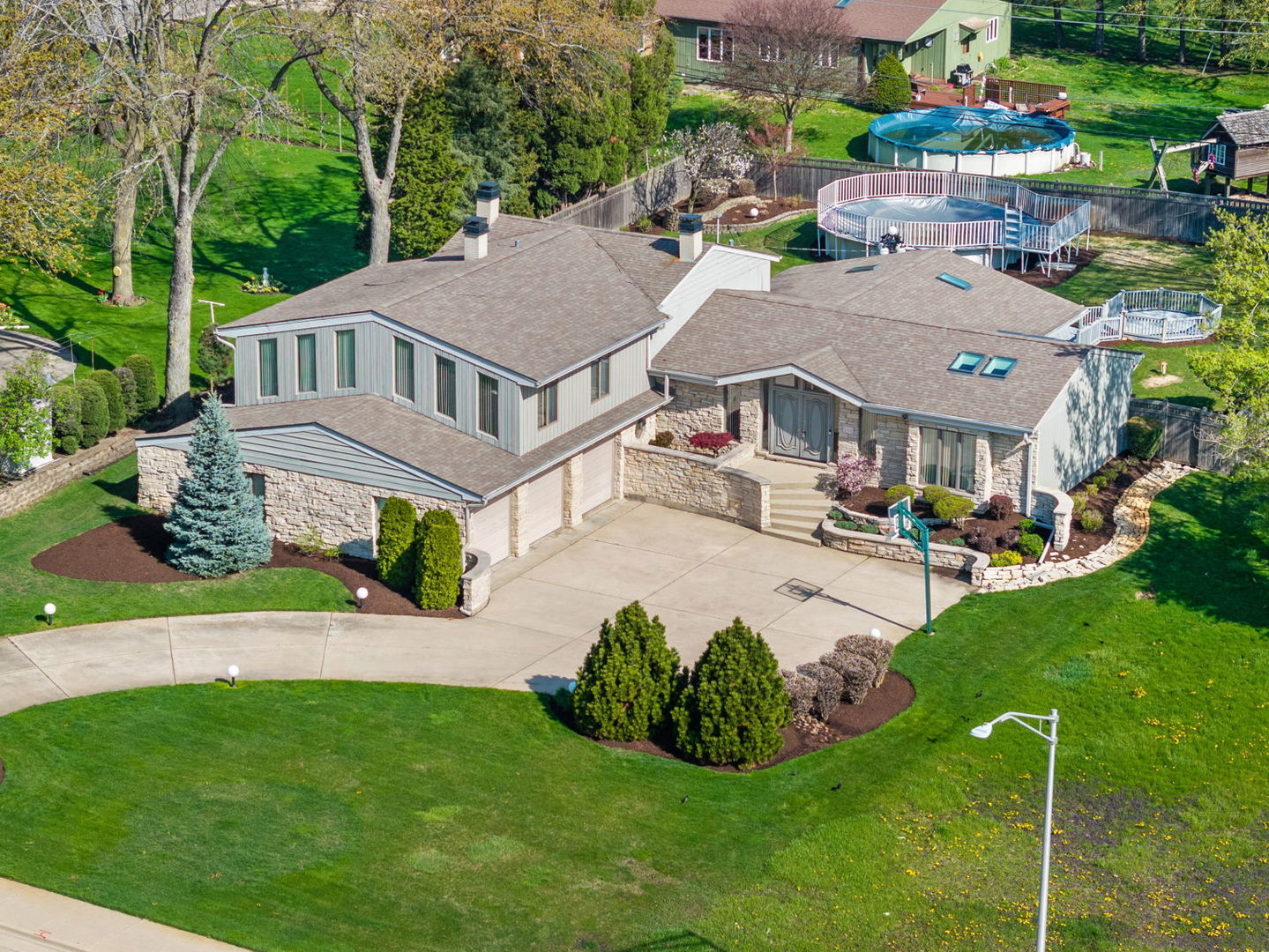 19w040 22nd Street, Lombard, IL 60148
