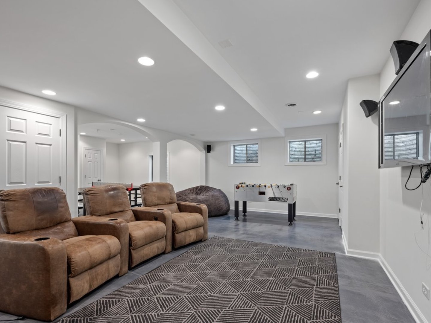 3035 Rollingridge Road, Naperville, IL 60564