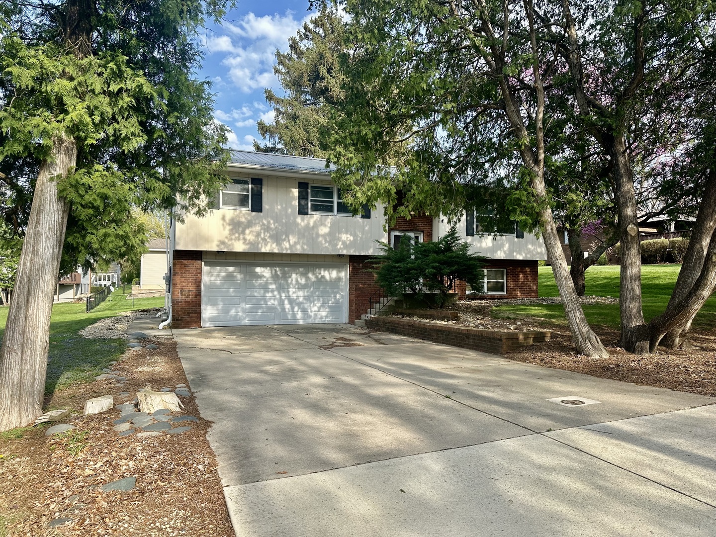 748 Marcy Street, Ottawa, IL 61350