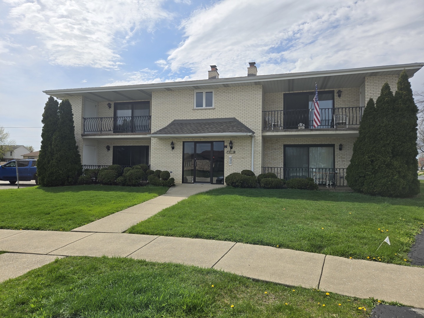 16518 Crescent Avenue #2S, Tinley Park, IL 60477