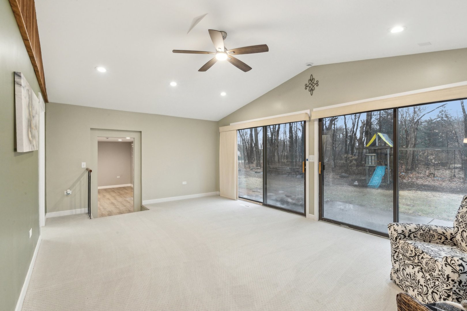 32225 N Pine Avenue, Grayslake, IL 60030