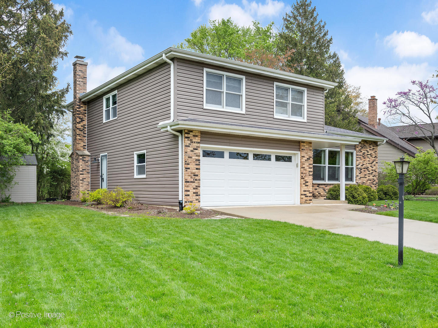 1320 Oak Hill Road, Downers Grove, IL 60515