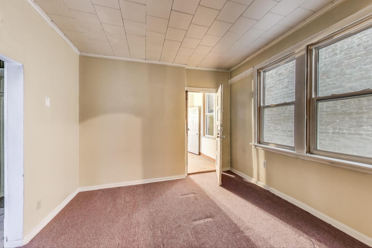 4548 S Marshfield Avenue, Chicago, IL 60609