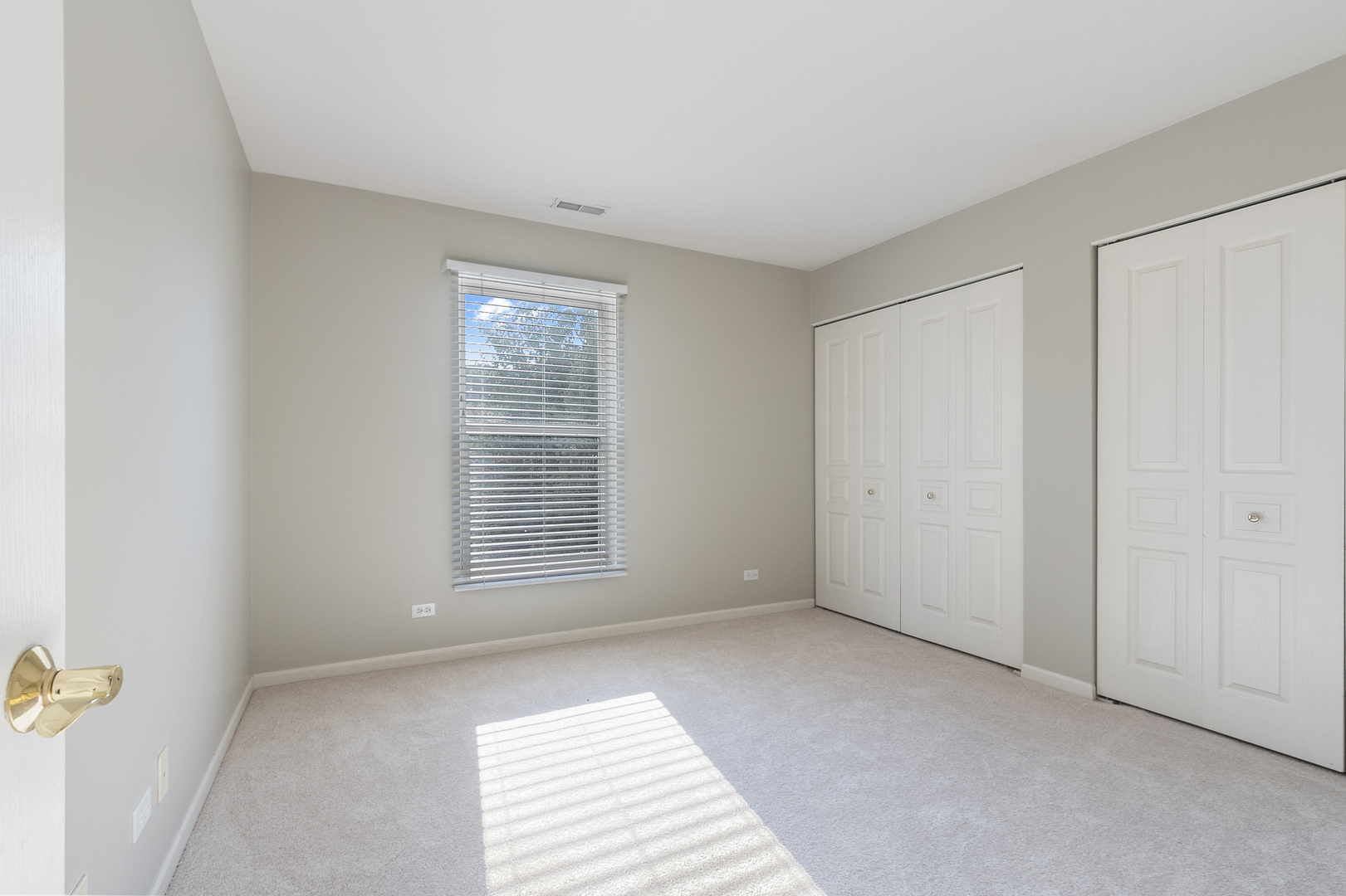 3124 Ollerton Avenue, Aurora, IL 60502