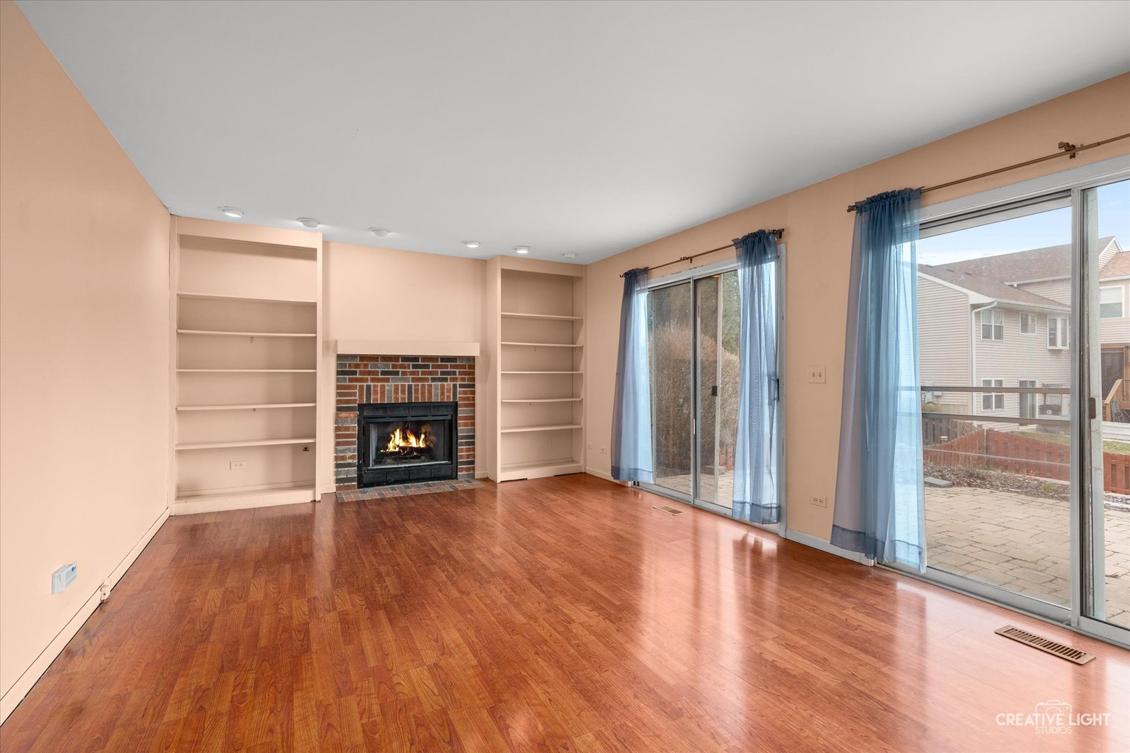 2S435 River Oaks Drive, Warrenville, IL 60555